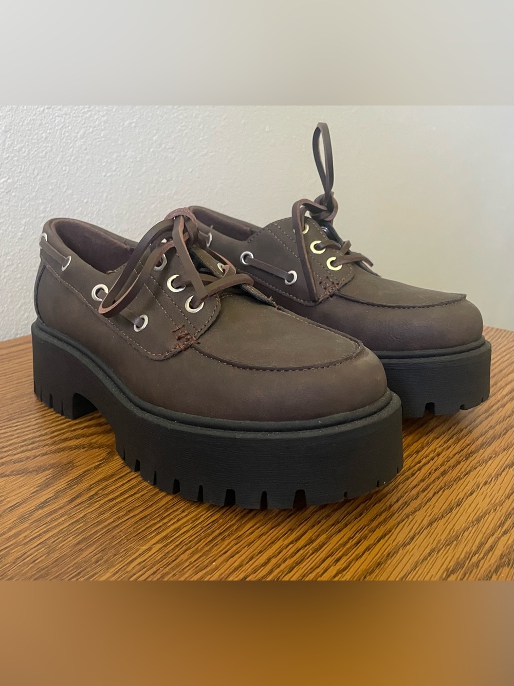 Platform boat shoes